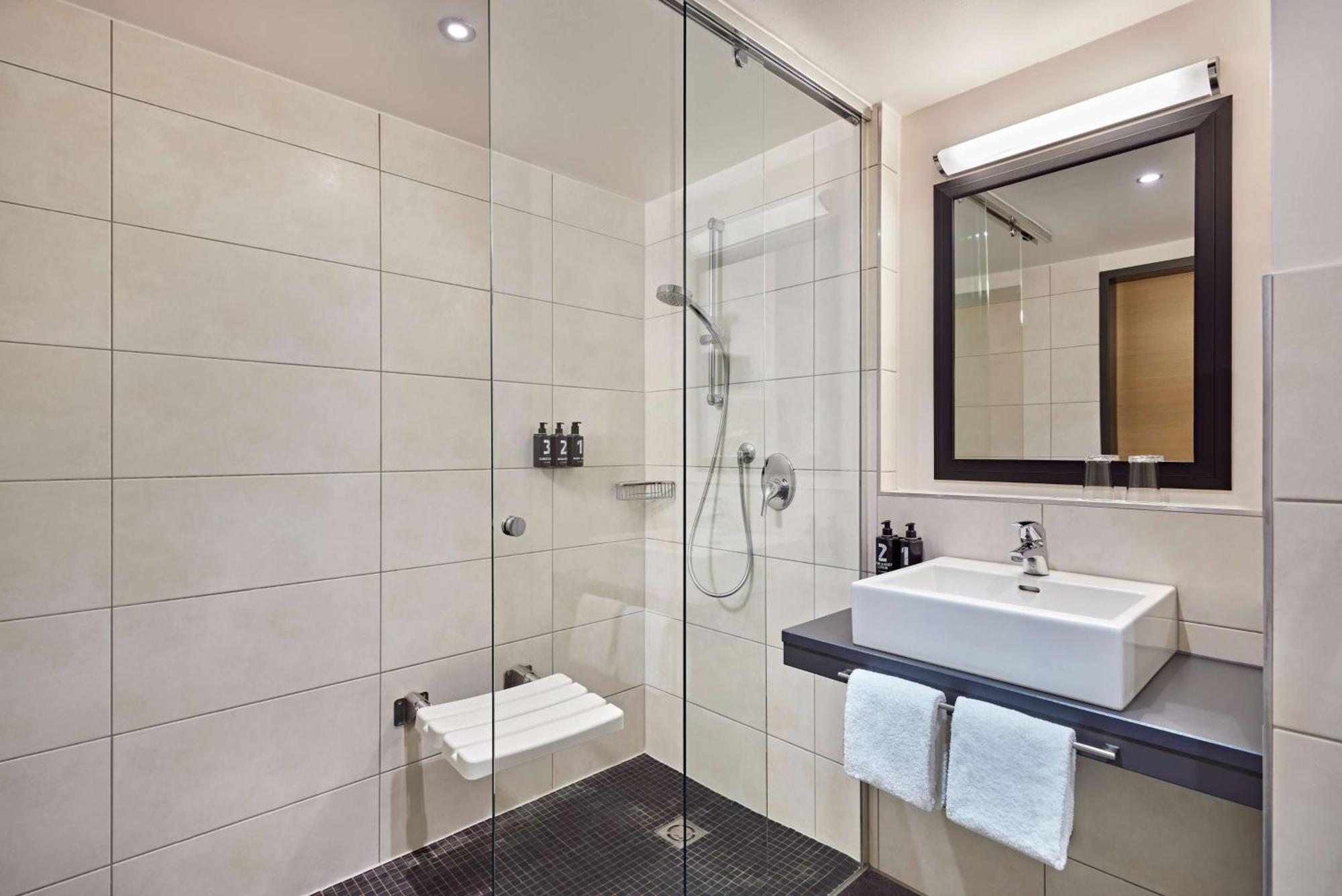 Lindner Hotel Nurburgring Motorsport, Part Of Jdv By Hyatt Bagian luar foto