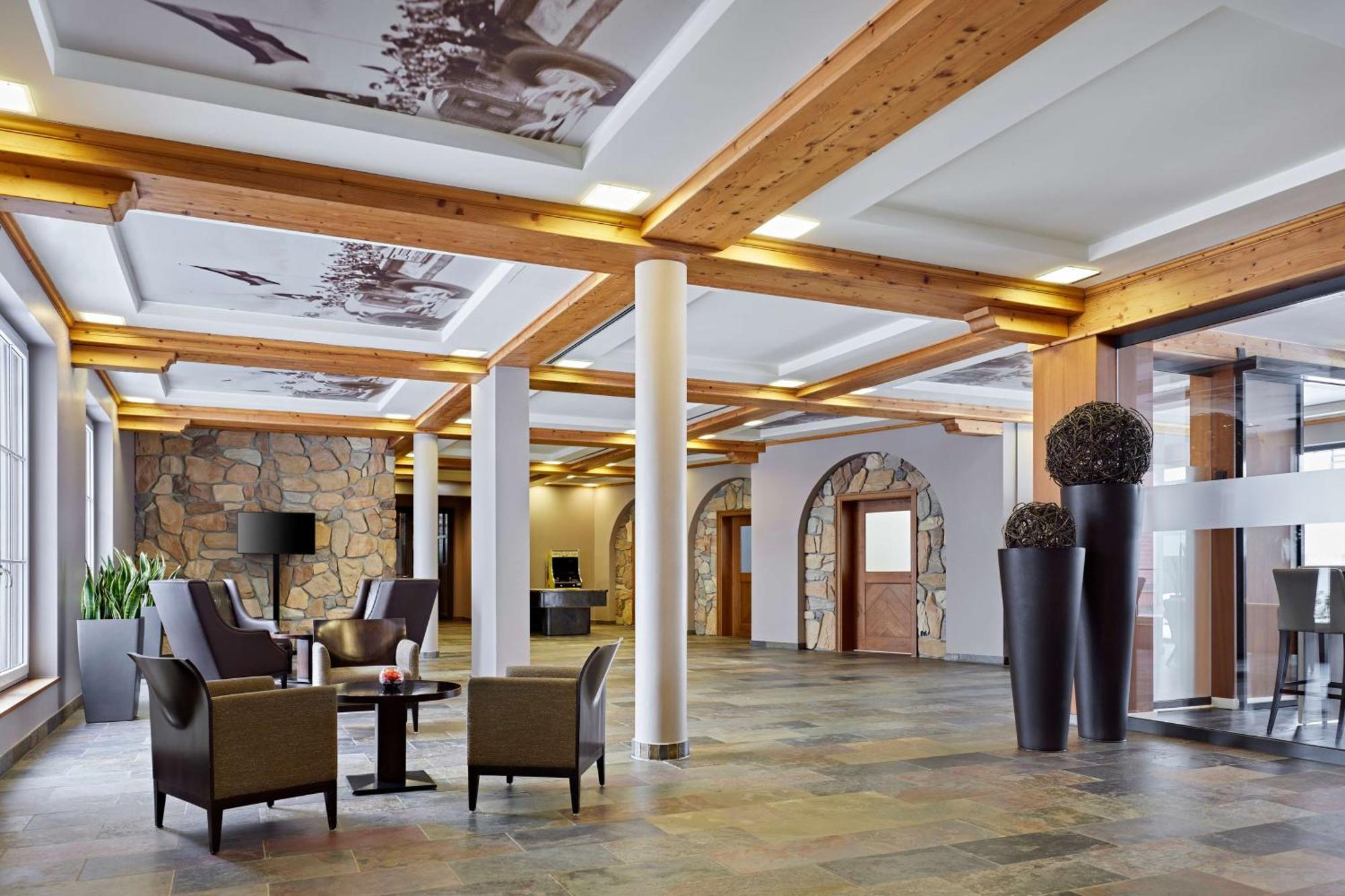 Lindner Hotel Nurburgring Motorsport, Part Of Jdv By Hyatt Bagian luar foto