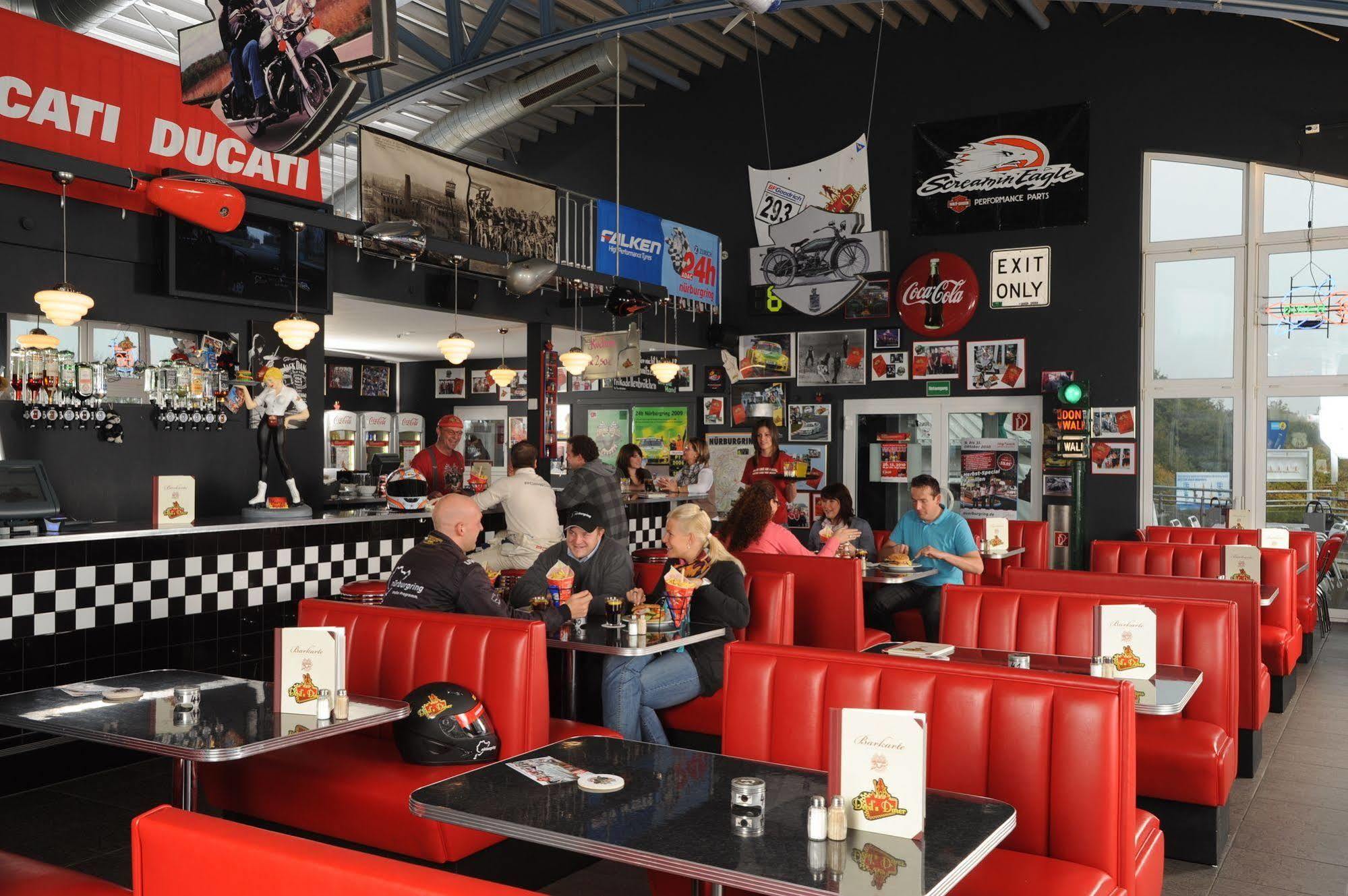 Lindner Hotel Nurburgring Motorsport, Part Of Jdv By Hyatt Bagian luar foto